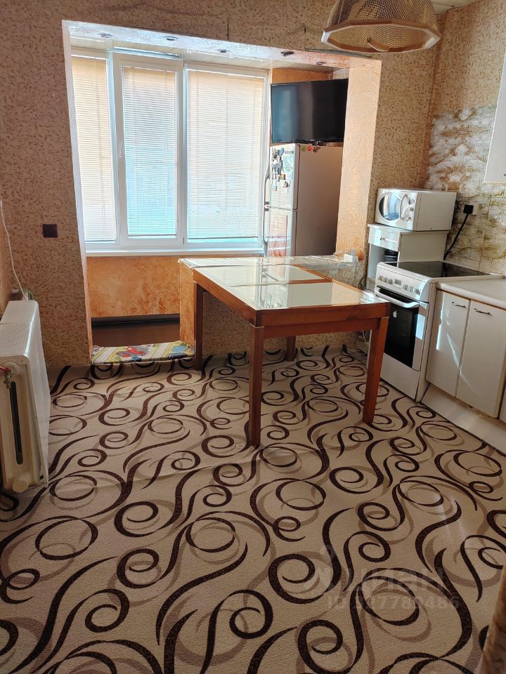 2-к кв. Камчатский край, Петропавловск-Камчатский ул. Виталия Кручины, 7 (54.8 м²)