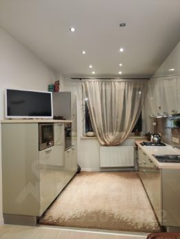 2-комн.кв., 75 м², этаж 1