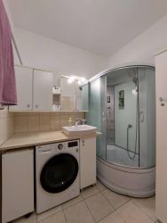 2-комн.кв., 60 м², этаж 9