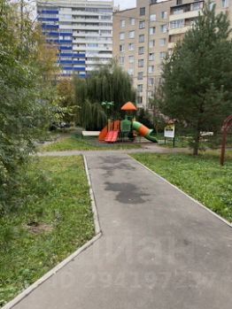 2-комн.кв., 43 м², этаж 3