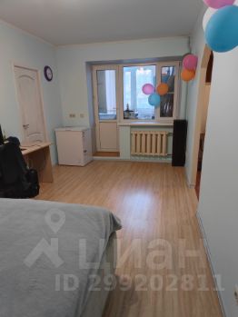 2-комн.кв., 43 м², этаж 3