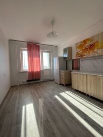 1-комн.кв., 42 м², этаж 12