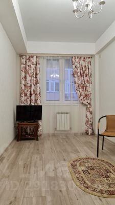 1-комн.кв., 50 м², этаж 10