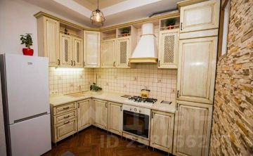 3-комн.кв., 72 м², этаж 1