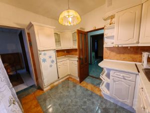 3-комн.кв., 70 м², этаж 4