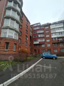 3-комн.кв., 95 м², этаж 4