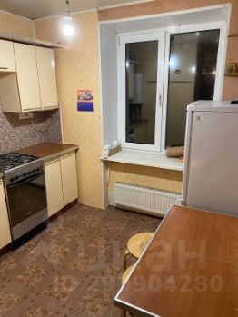 2-комн.кв., 50 м², этаж 3