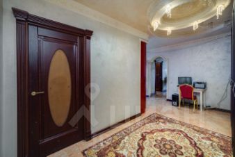 3-комн.кв., 127 м², этаж 3