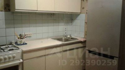 2-комн.кв., 49 м², этаж 3