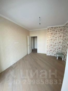 3-комн.кв., 90 м², этаж 19