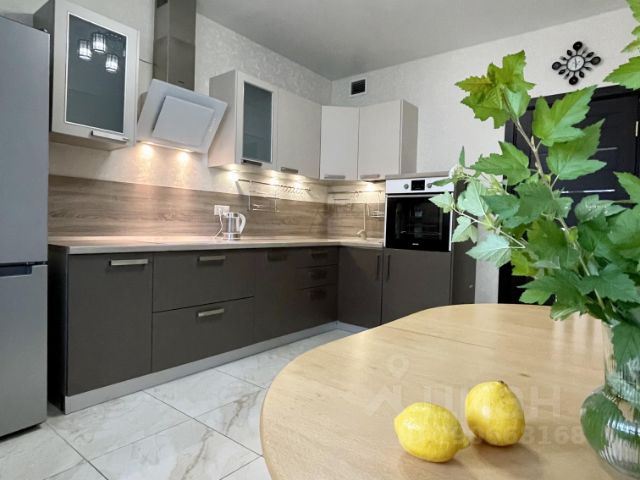 2-комн., 64 м², 2/22 этаж
