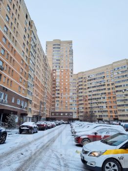 2-комн.кв., 63 м², этаж 7