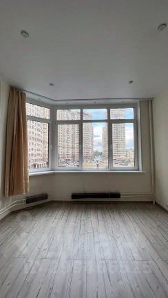 1-комн.кв., 56 м², этаж 3