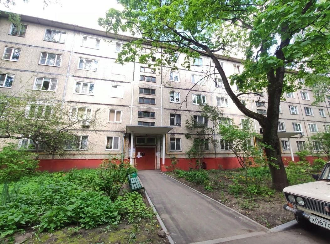 Продаю трехкомнатную квартиру 60м² Комсомольская ул., 25, Реутов,  Московская область, м. Реутов - база ЦИАН, объявление 296447771