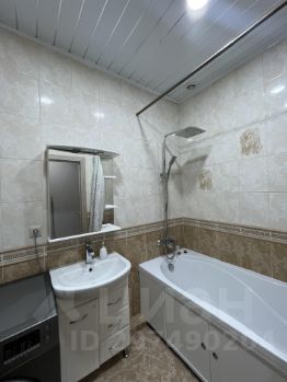 2-комн.кв., 72 м², этаж 8