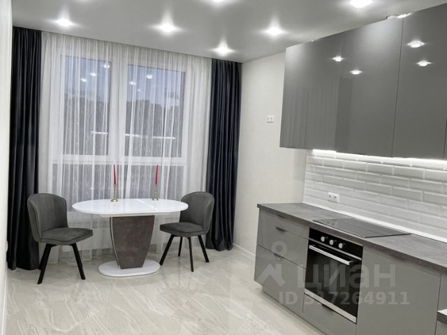 2-комн., 58 м², 17/18 этаж