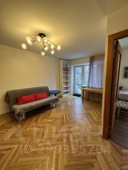 1-комн.кв., 32 м², этаж 4