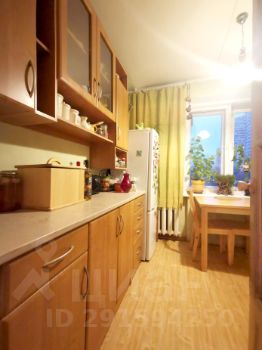 4-комн.кв., 71 м², этаж 6