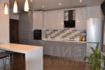 3-комн.кв., 80 м², этаж 23