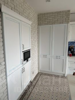 2-комн.кв., 60 м², этаж 4