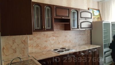 1-комн.кв., 37 м², этаж 3