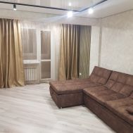 2-комн.кв., 65 м², этаж 4