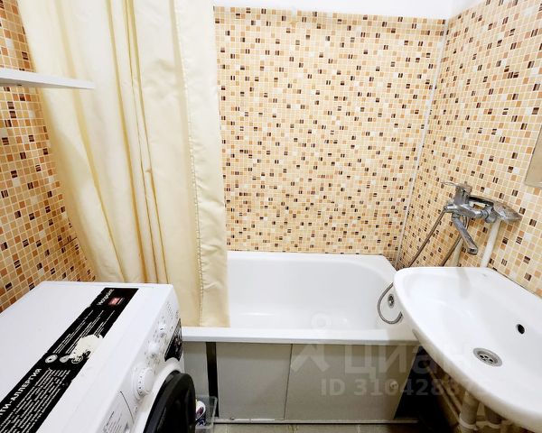 1-комн., 38 м², 10/17 этаж