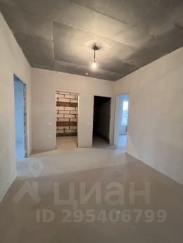 3-комн.кв., 92 м², этаж 3