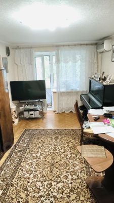 3-комн.кв., 58 м², этаж 2