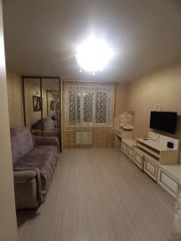 1-комн.кв., 44 м², этаж 10