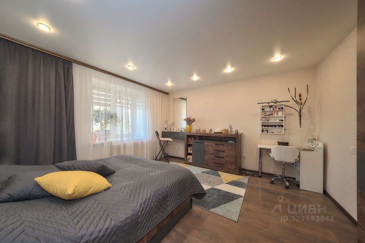 2-к кв. Рязанская область, Рязань Вишневая ул., 29 (77.3 м²)