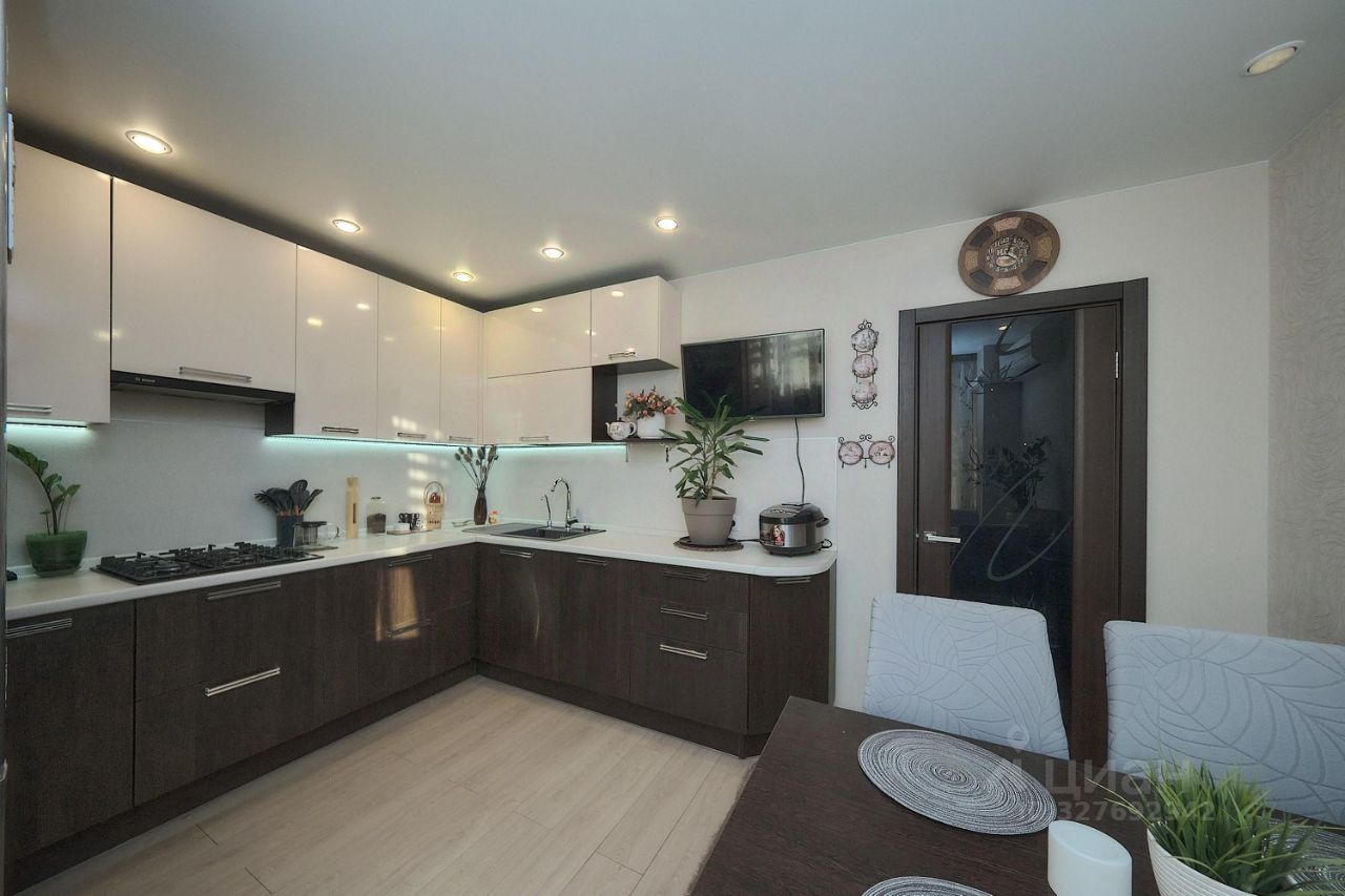 2-к кв. Рязанская область, Рязань Вишневая ул., 29 (77.3 м²)