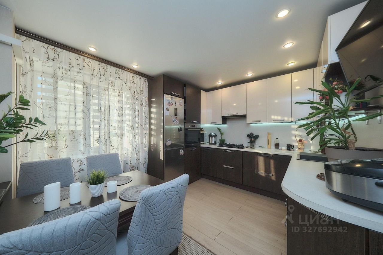 2-к кв. Рязанская область, Рязань Вишневая ул., 29 (77.3 м²)