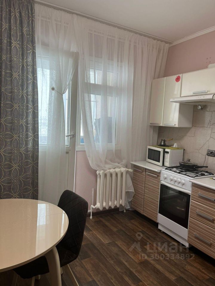 1-к кв. Ямало-Ненецкий АО, Салехард ул. Зои Космодемьянской, 69 (36.0 м²)