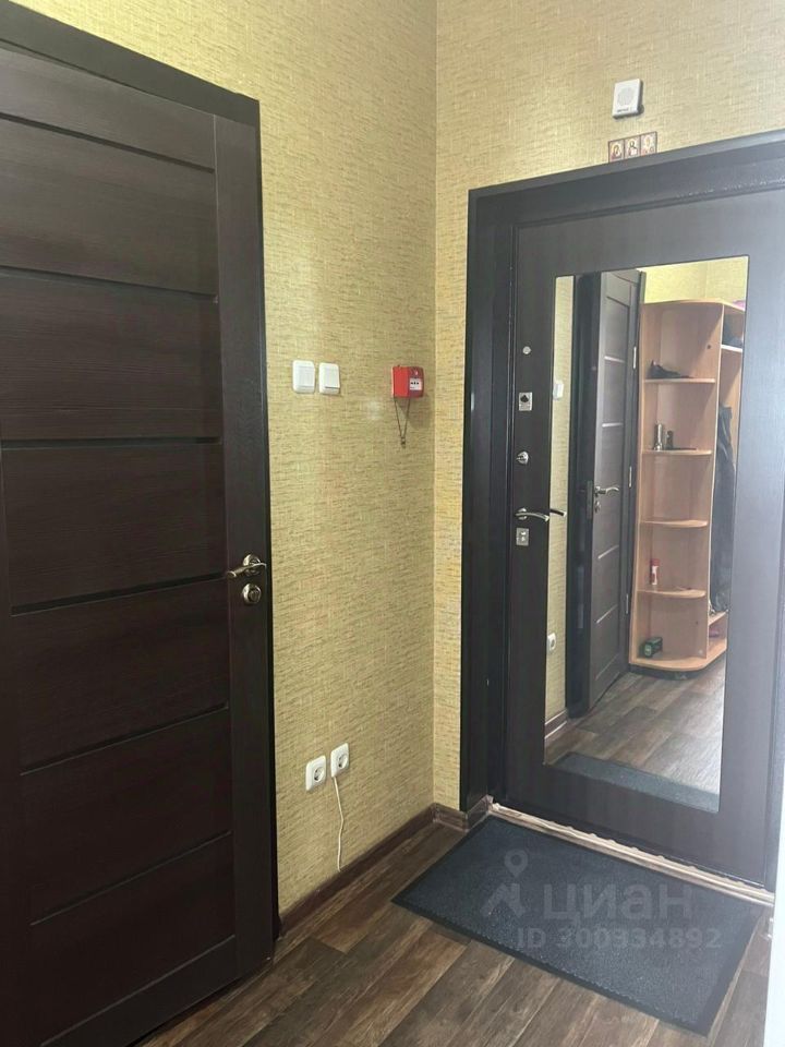 1-к кв. Ямало-Ненецкий АО, Салехард ул. Зои Космодемьянской, 69 (36.0 м²)