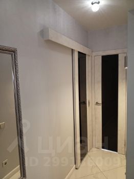 2-комн.кв., 65 м², этаж 18