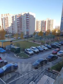 2-комн.кв., 71 м², этаж 3