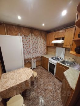 3-комн.кв., 58 м², этаж 4