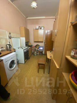 3-комн.кв., 83 м², этаж 1