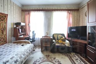 2-комн.кв., 61 м², этаж 4