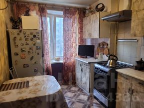 2-комн.кв., 49 м², этаж 4