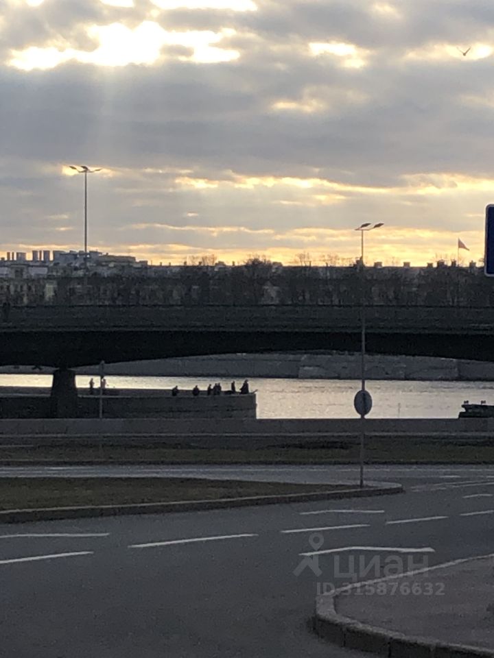 4-комн. кв., р-н Красногвардейский