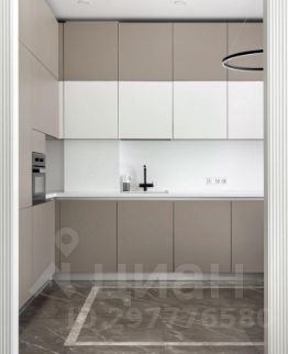 4-комн.кв., 145 м², этаж 3