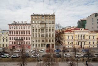 4-комн.кв., 110 м², этаж 4