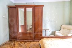 2-комн.кв., 57 м², этаж 1