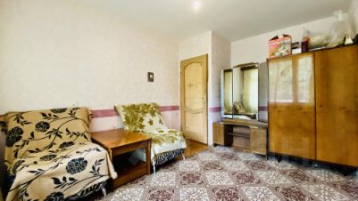 2-комн.кв., 44 м², этаж 1