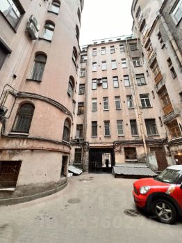 2-комн.кв., 77 м², этаж 1