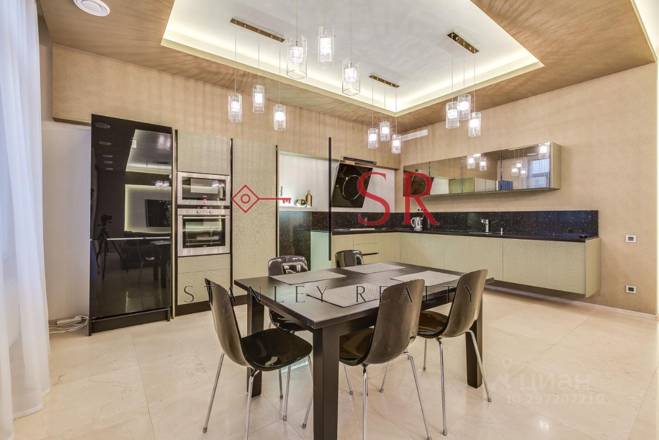 Снять четырехкомнатную квартиру 186м² Кемская ул., 1, Санкт-Петербург ...