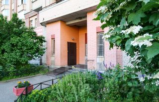 3-комн.кв., 90 м², этаж 8