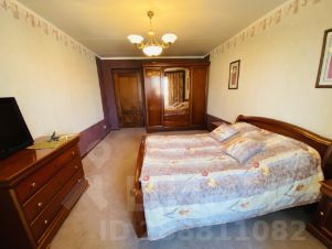 2-комн.кв., 77 м², этаж 10